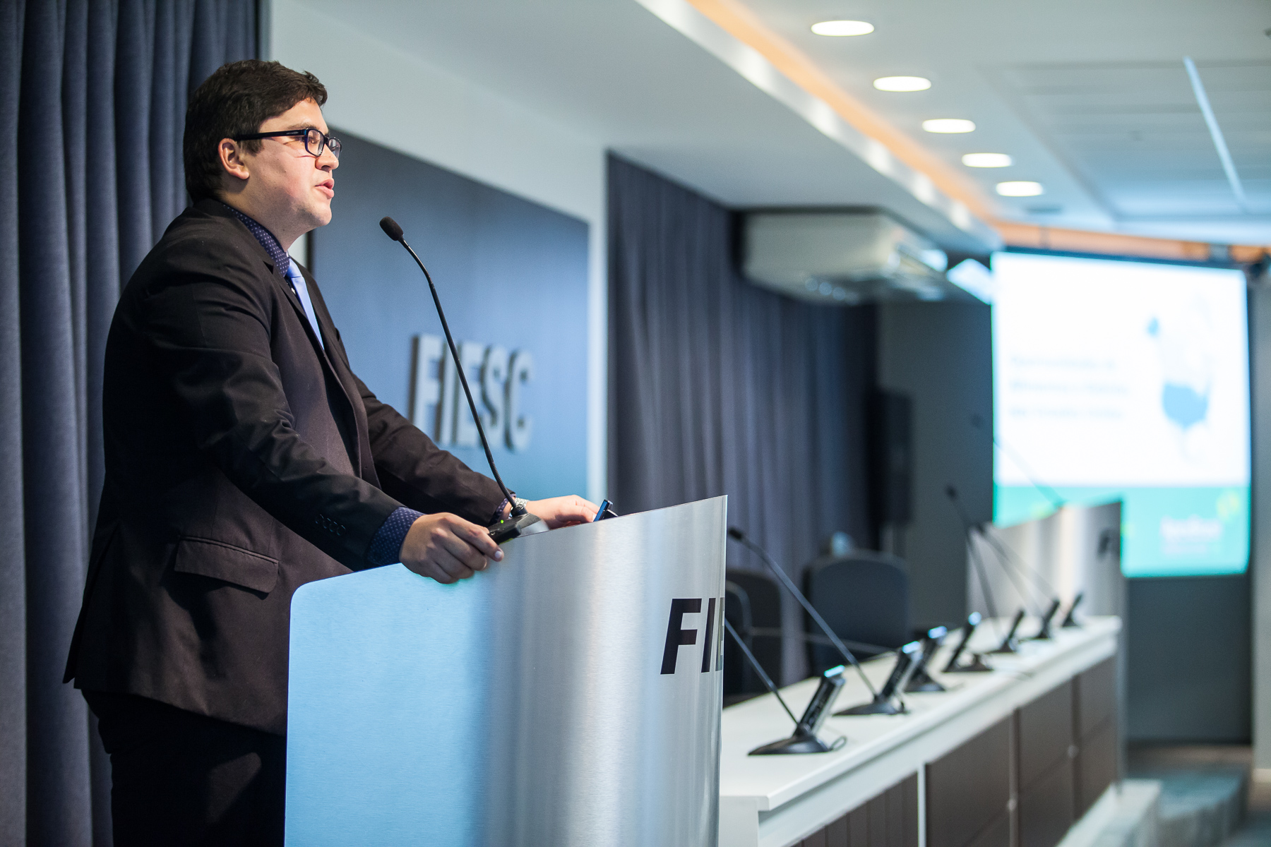 Imagem 3744 no node 5830