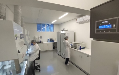 Laboratório de Biologia Molecular tem capacidade para 20 mil testes por mês