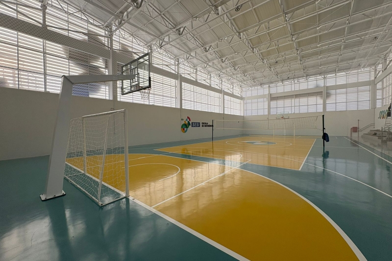 FIESC inaugura quadra de esportes na Escola SESI de Referência em Videira