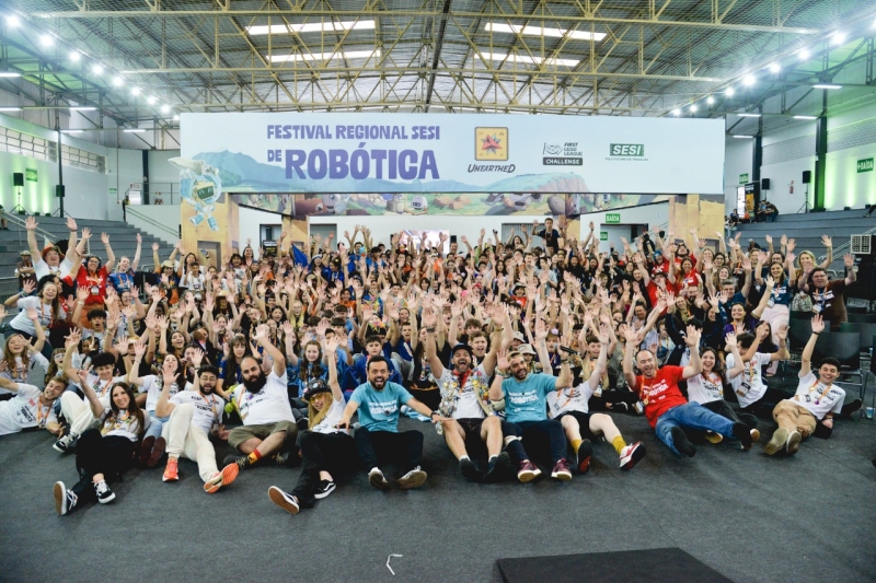 Festival SESI de Robótica abre disputas com estudantes da rede estadual
