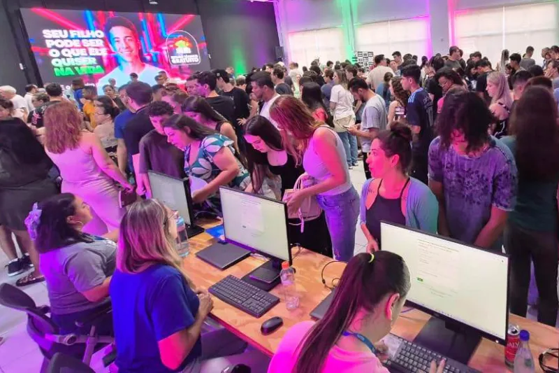 SENAI/SC promove evento com 7,6 mil vagas gratuitas em cursos técnicos